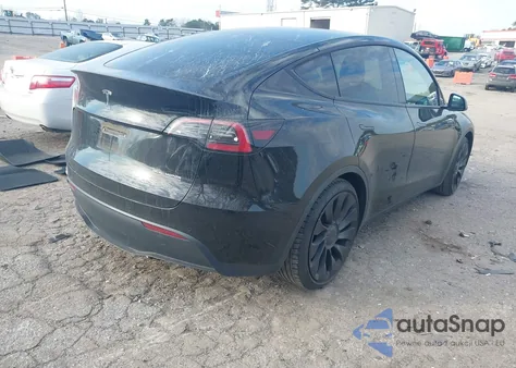 2022 Tesla Model Y Performance Dual Motor All-Wheel Drive from USA, damaged, VIN 7SAYGDEF0NF462430